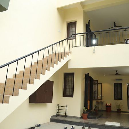 Unga Veedu Pay And Stay Tiruvannāmalai Exteriör bild
