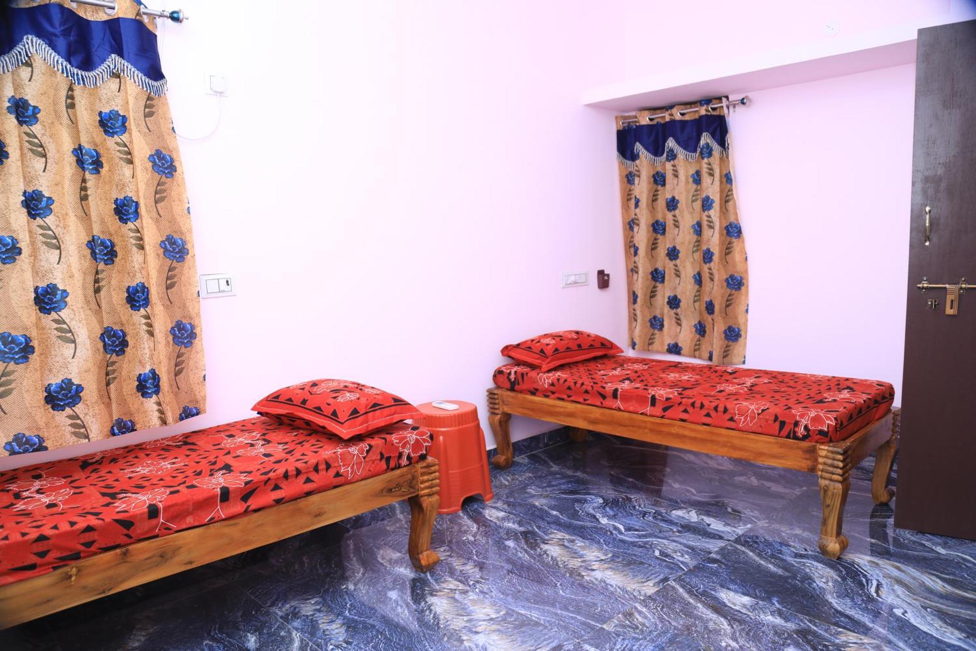 Unga Veedu Pay And Stay Tiruvannāmalai Exteriör bild